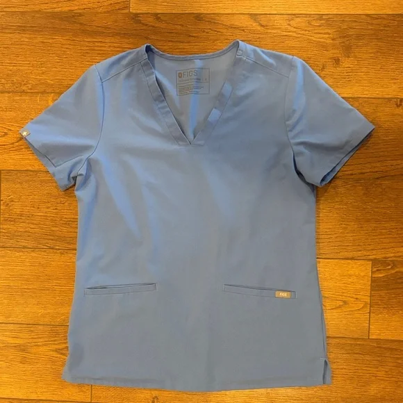 Figs Women’s Scrubs - Picture 4 of 6